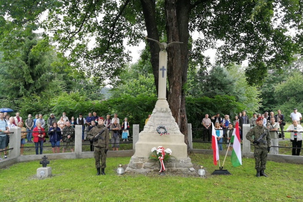 wegierska wycieczka pamięci do polski